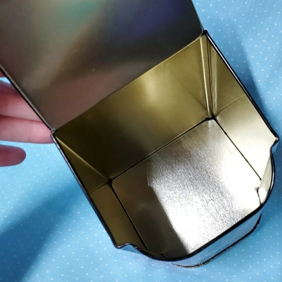 VTG 1999 Nice Coca Cola Tin Slant Lid Pretty Lady - Picture 6 of 8